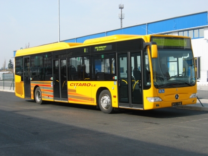 První vůz Low Entry dodaný od Mercedes-Benz v městské verzi na český trh
