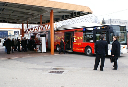 Nejmodernější čerpací stanice na stlačený zemní plyn (CNG) v ČR předána