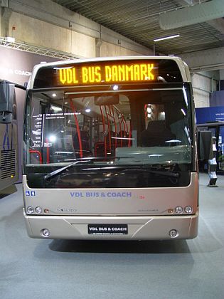 Z právě probíhajícího veletrhu TRANSPORT 2007 v dánském Herningu.
