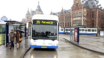Amsterdam prodlužuje test městských vodíkových busů do ledna 2008. (CZ + EN)