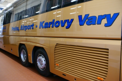 Flotilu společnosti Asiana  posilují dva autobusy Neoplan TOURLINER SHD L