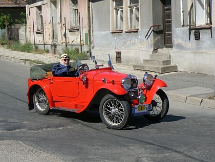 Záběry prvomájových  veteránů z Českého Brodu.