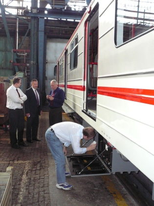 ŠKODA TRANSPORTATION úspěšně pokračuje v modernizaci starých souprav metra.