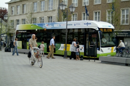 Van Hool s UTC Power, Siemensem a  Air Liquide představili