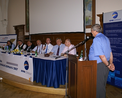 18.6.2007 začal v Plzni 2. ročník konference TELEMATIKA PRO REGIONÁLNÍ DOPRAVU.