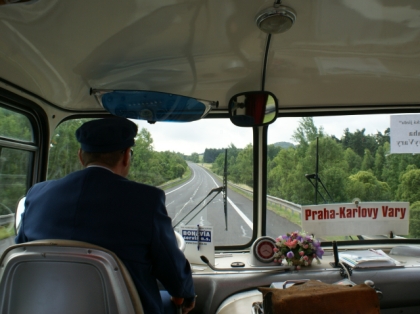 Autobus Škoda 706 RTO LUX společnosti Autobusy Karlovy Vary úspěšně