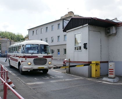 Autobus Škoda 706 RTO LUX společnosti Autobusy Karlovy Vary úspěšně