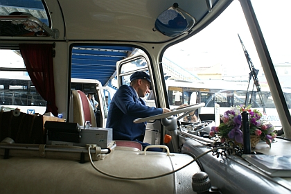 Autobus na nostalgické lince Praha - Karlovy Vary Florenc 13,30