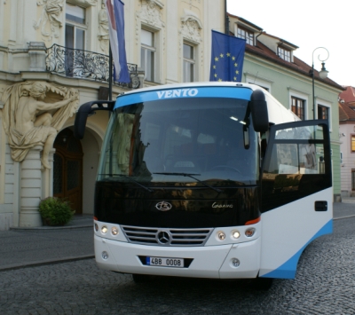 Podrobnosti k autobusu Beulas Gianino s podvozkem Mercedes-Benz Atego