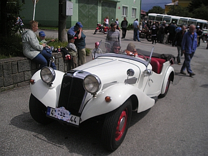 Z 18. ročníku Srazu historických vozidel ve Velké Polomi 5. července.