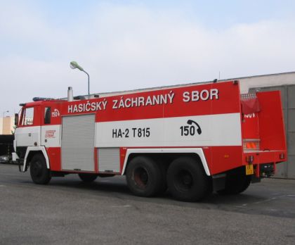 TATRABUS stále slouží u podnikových hasičů Mostecké uhelné společnosti.