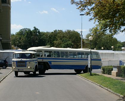 Vracíme se k 'velkým volantům' na Retro Prague: