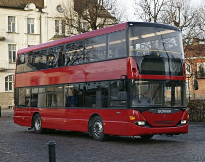 300  autobusů Scania pro National Express Group. (CZ + EN)