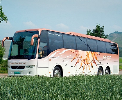 Volvo Buses na Busworldu a autokar Volvo 9900 s novým designem. (CZ + EN)