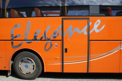 Novinka: Volvo B9R Elegance - španělská karosérie Sunsundegui.