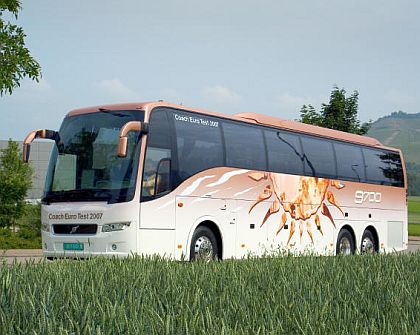 Autokar Volvo 9700 získal prestižní titul 'Coach of the Year 2008'. (CZ + EN)