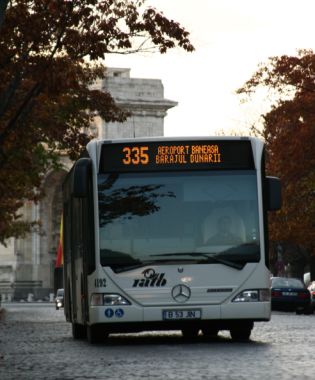 Dalších 500 městských autobusů Mercedes-Benz pro Bukurešť. (CZ + EN)