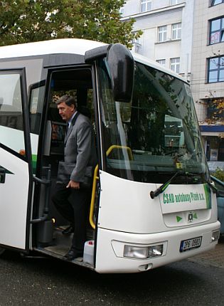 Autobusové záběry z regionálního veletrhu cestovního ruchu ITEP v Plzni.
