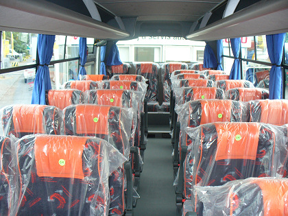 BUSportál SK: Diaľkový a prímestský malokapacitný autobus ISUZU TURQUOISE