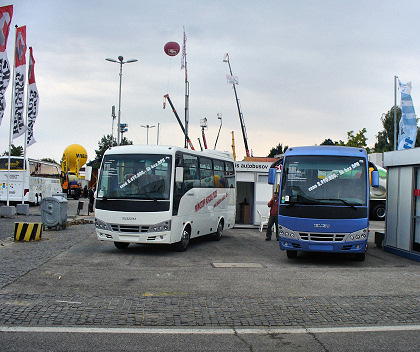 BUSportál SK: Diaľkový a prímestský malokapacitný autobus ISUZU TURQUOISE
