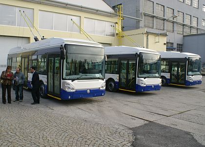 Na návštěvě ve Škoda Electric u příležitosti expedice prvních tří trolejbusů