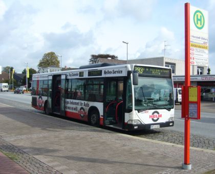 Hamburská autobusová přehlídka.