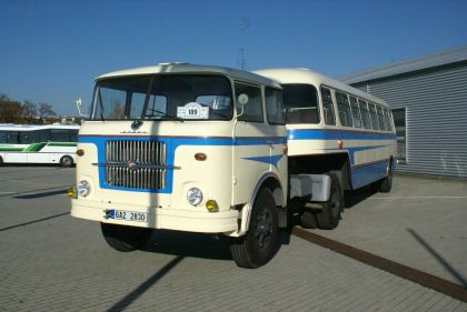 Coach Progress 2007: Autobusy na volné ploše.