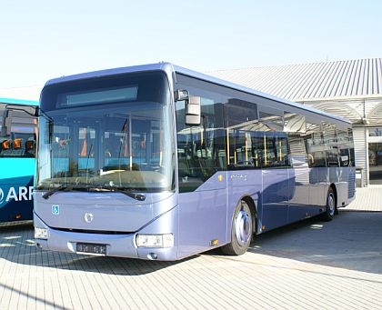 Coach Progress 2007: Autobusy na volné ploše.