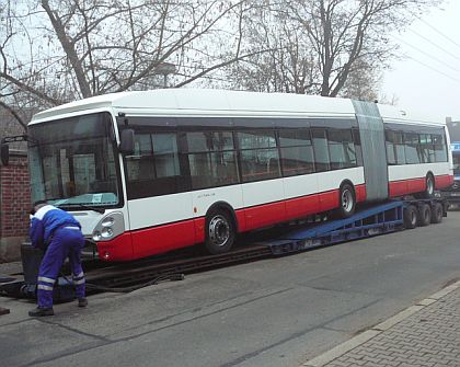 Škoda Electric expedovala první kloubové trolejbusy do Brna.