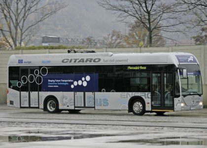 Iniciativa Daimler AG 'Shaping Future Transportation' ke snižování spotřeby ...