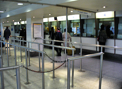 BUSportál SK: Victoria Coach Station LONDON