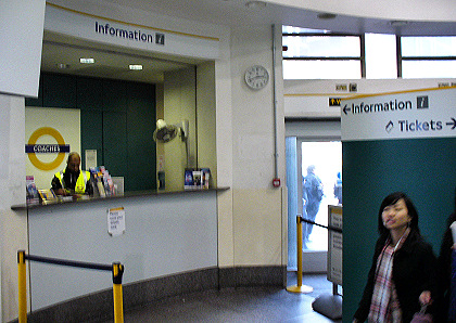 BUSportál SK: Victoria Coach Station LONDON