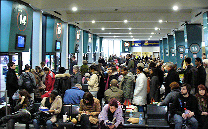 BUSportál SK: Victoria Coach Station LONDON