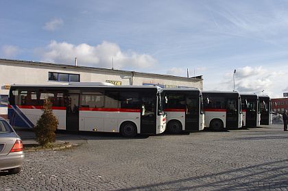 Z předání autobusů Crossway společnosti  ZDAR Žďár n.S