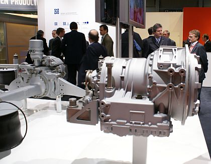 BUSWORLD 2007: Z expozic ZF a Voith.