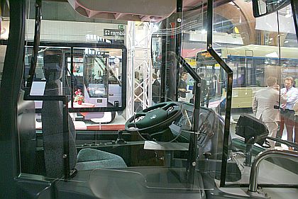 BUSWORLD 2007: Autobus  HABIT LE na podvozku Scania od Hispano Tata