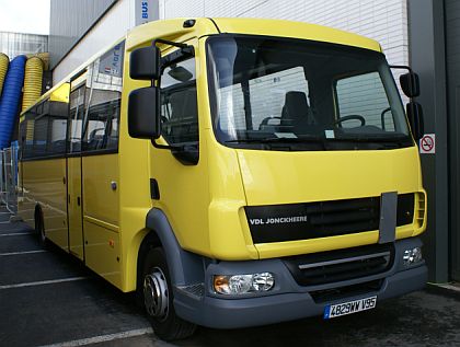 BUSWORLD 2007: Kuriozity z VDL - schoolbus Jonckheere a 30 let vyráběný