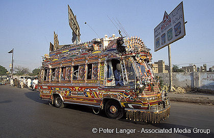 BUSportál SK:  Fotky autobusov z Pakistanu.