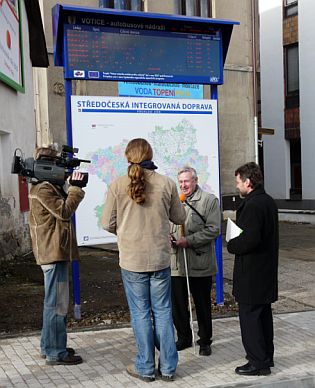 31.1. 2008 bylo slavnostně otevřeno nové autobusové nádraží ve Voticích