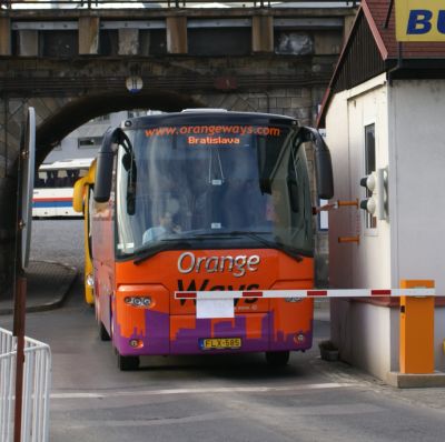 Autokar VDL BOVA Magiq společnosti OrangeWays zachytil BUSportál na Florenci.