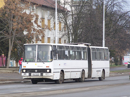 BUSportál SK: Ikarusy v Nitre stále jazdia.