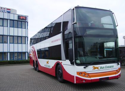 32 patrových autokarů  Axial 100 od VDL Bus &amp; Coach  pro Bus Éireann.