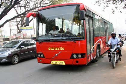 Zakázka na 240 městských autobusů Volvo pro indického dopravce BMTC Bangalore.