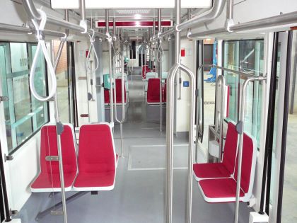 Devět tramvají Škoda 06T pro italské Cagliari.