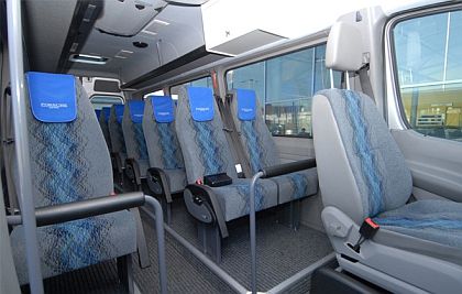 Minibus Volkswagen Crafter Bus z Porsche Brno,