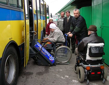 ČSAD autobusy Plzeň: Prezentace vozů pro přepravu tělesně postižených
