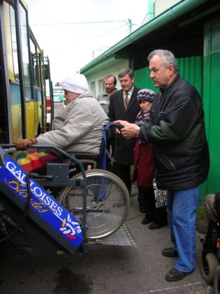 ČSAD autobusy Plzeň: Prezentace vozů pro přepravu tělesně postižených