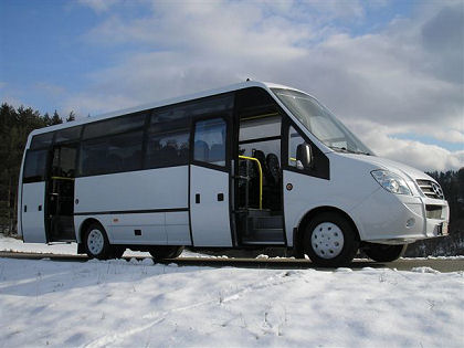 BUSportál SK: Na trh sa uvádza prímestský midibus PICARDIE SLM