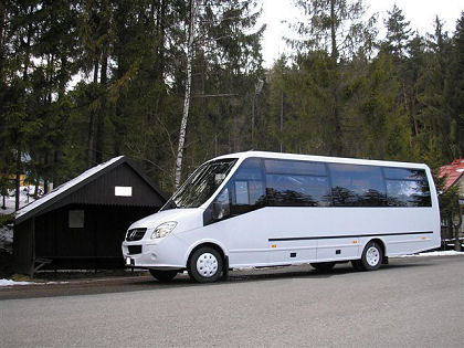 BUSportál SK: Na trh sa uvádza prímestský midibus PICARDIE SLM