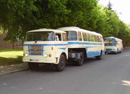 Po stopách historie pravidelné autobusové dopravy na našem území